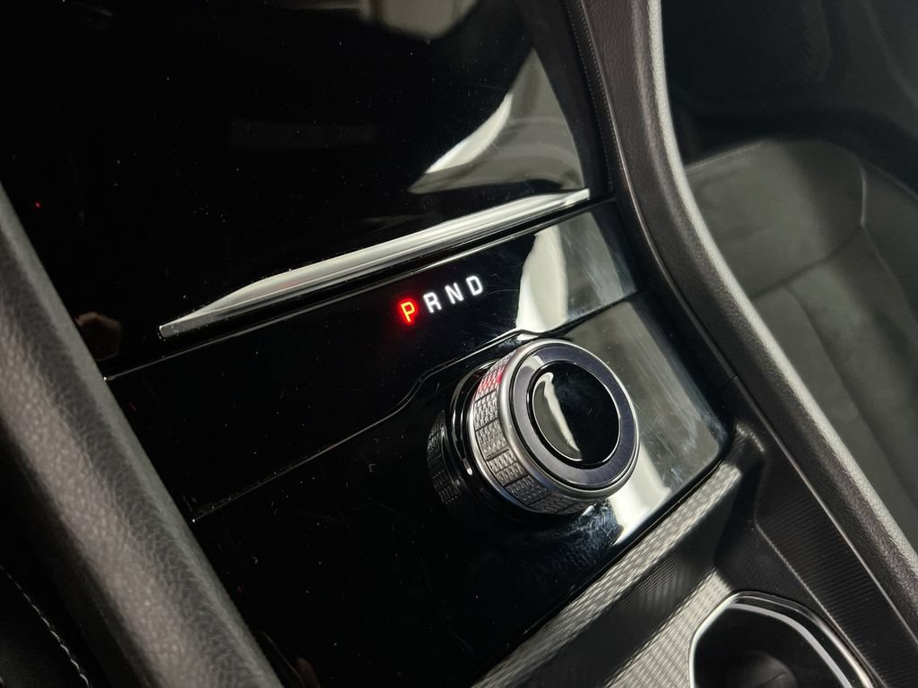 Used 2025 Jeep Grand Cherokee Altitude AWD/4WD image 17