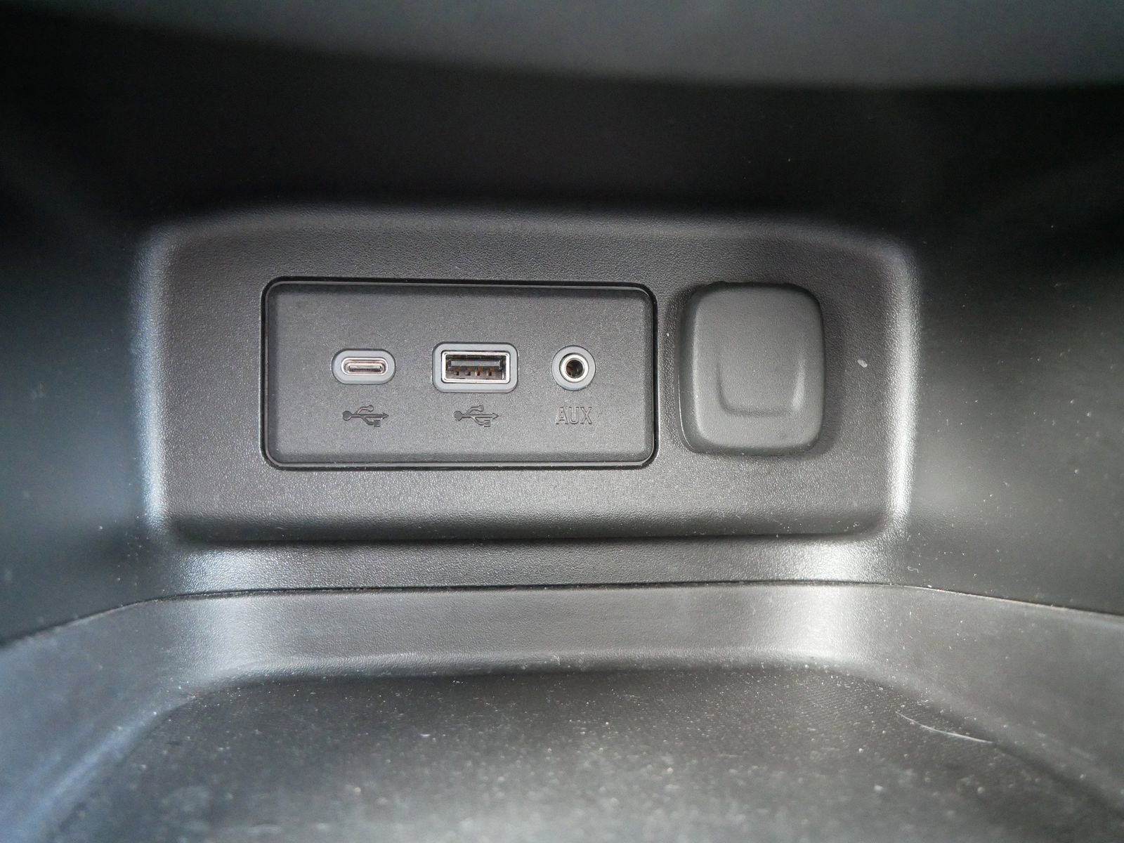 Used 2020 Chevrolet Equinox LT image 19