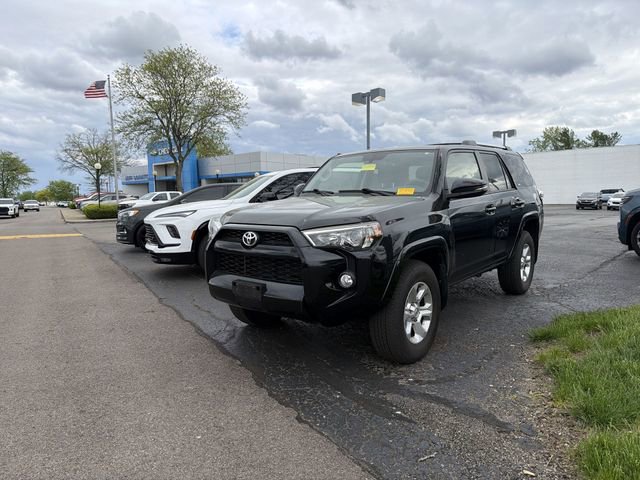 Used 2019 Toyota 4Runner SR5 Premium image 4