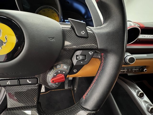 Used 2020 Ferrari 812 Superfast image 25