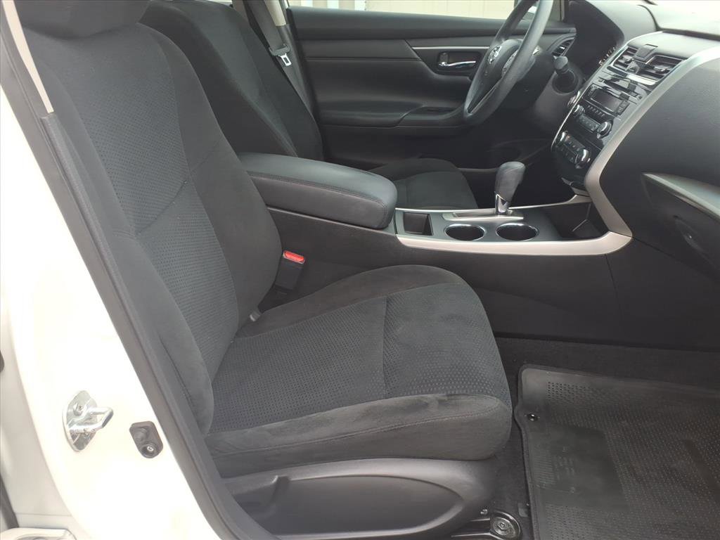 Used 2015 Nissan Altima 2.5 S w/ Power Driver Seat Package image 11