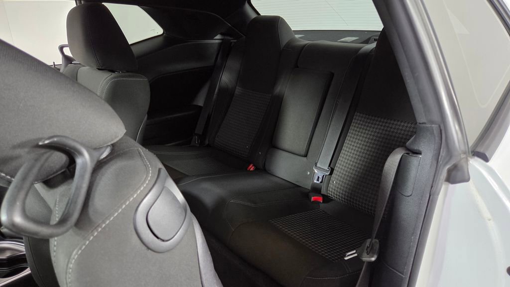 Used 2018 Dodge Challenger R/T w/ Blacktop Package image 27