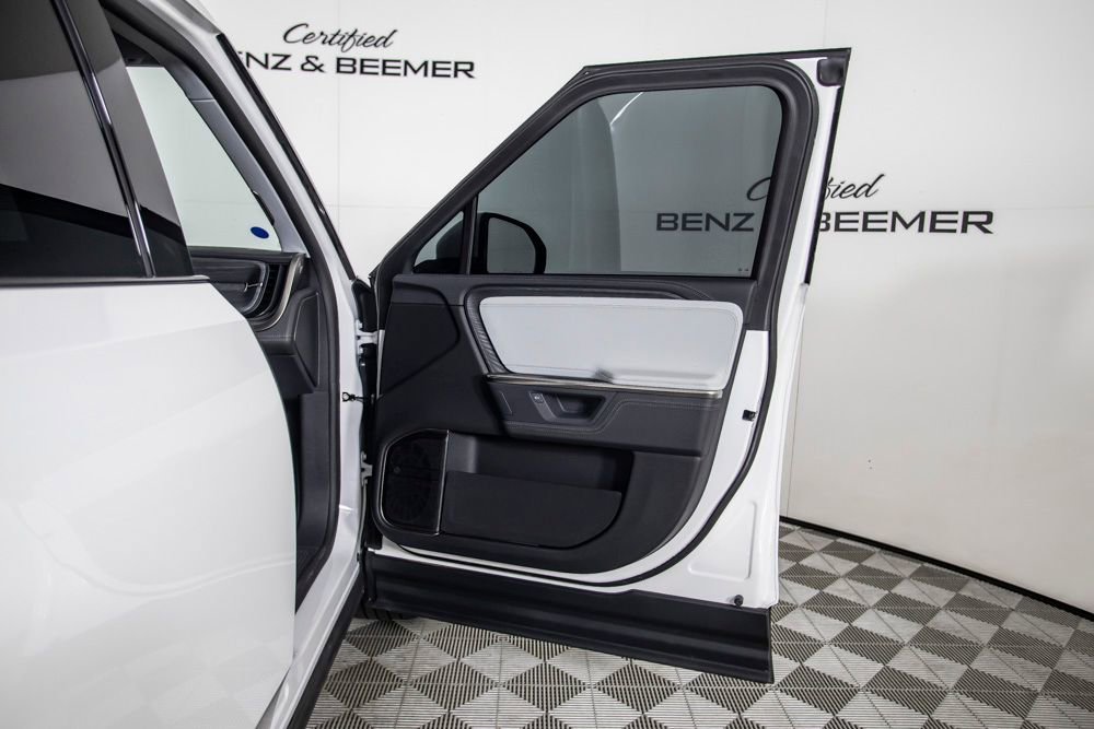 Used 2025 Rivian R1T Adventure AWD/4WD image 17