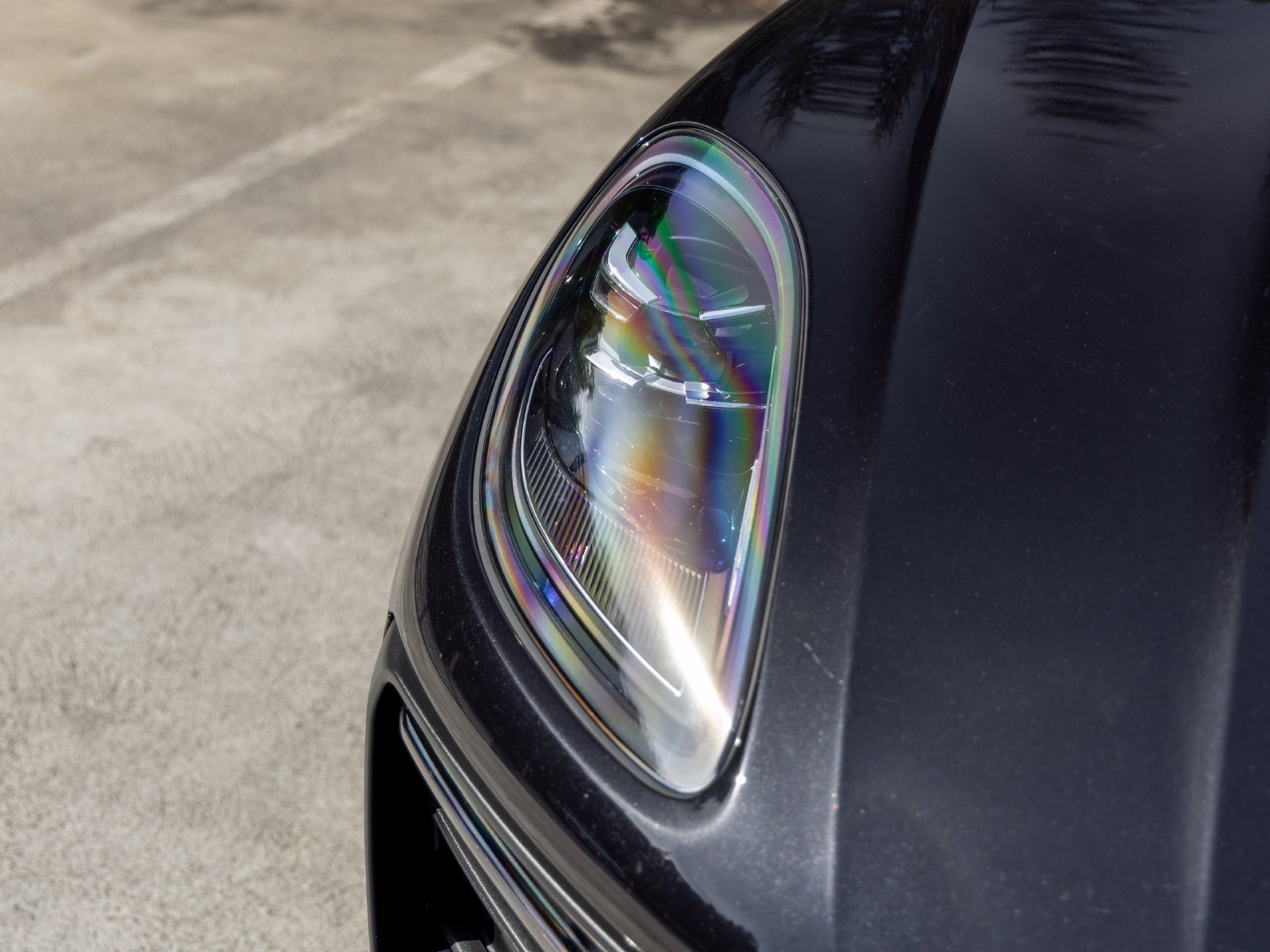 Certified 2023 Porsche Macan AWD/4WD image 14