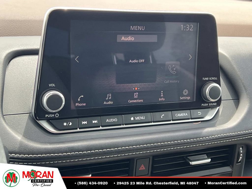 Used 2022 Nissan Rogue S AWD/4WD image 19
