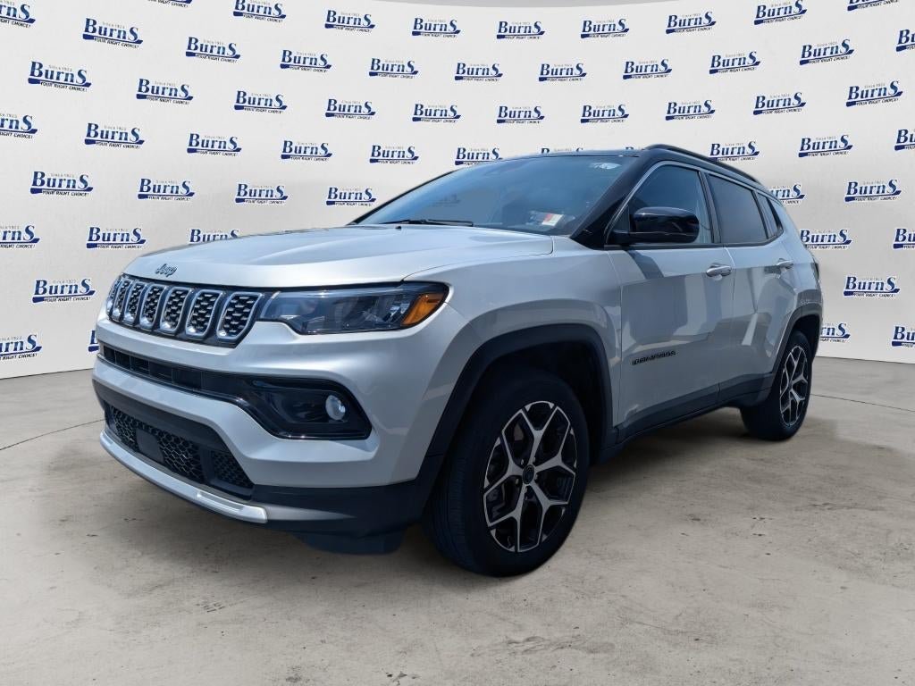 Used 2025 Jeep Compass Limited AWD/4WD image 7