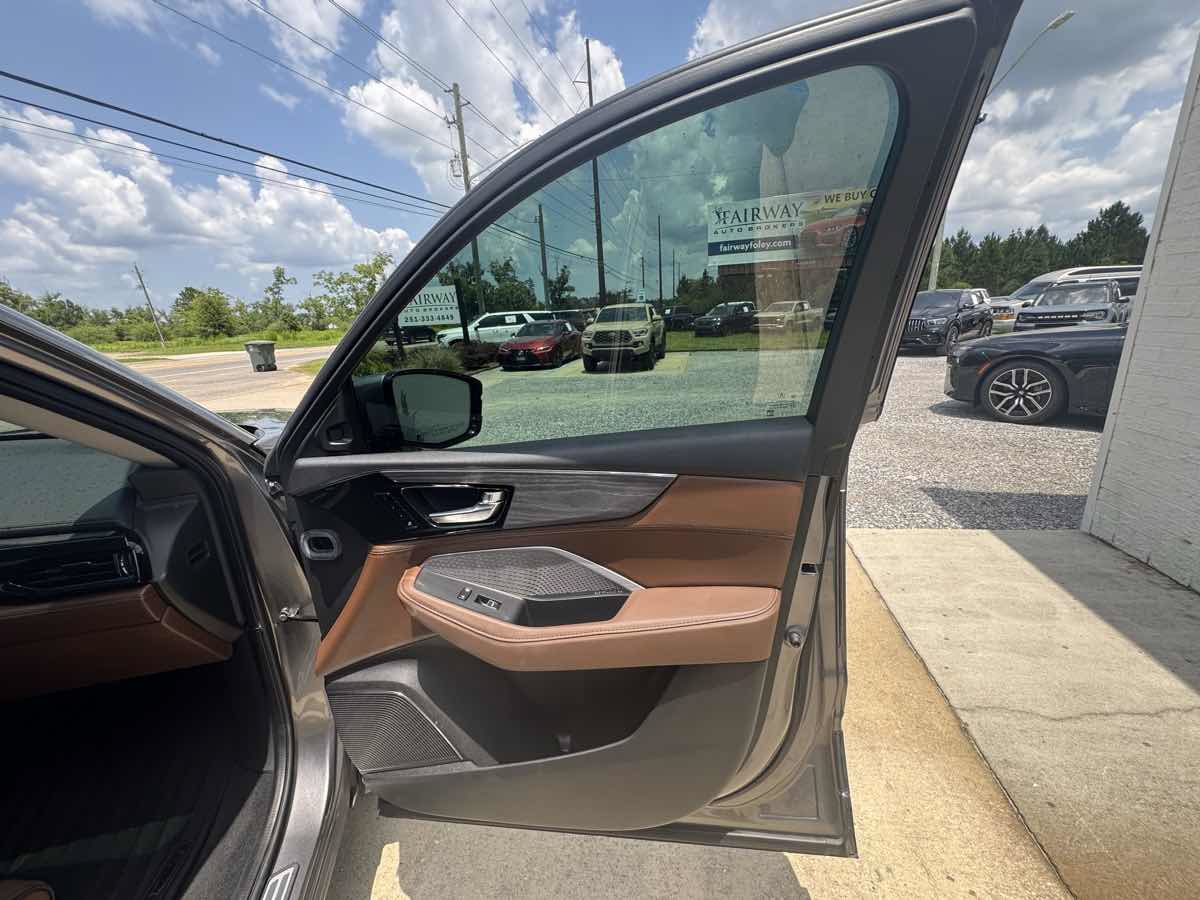 Used 2024 Acura MDX SH-AWD w/ Advance Package image 28
