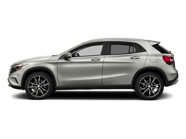 Used 2017 Mercedes-Benz GLA 250 4MATIC image 3