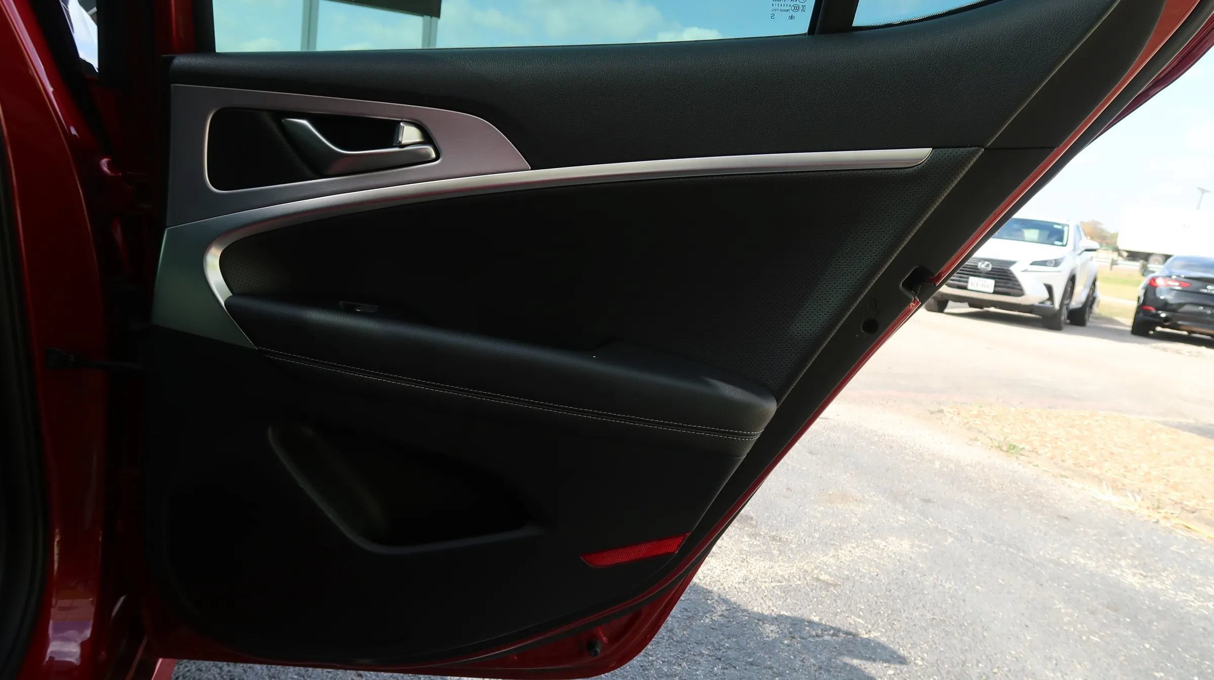 Used 2021 Genesis G70 3.3T RWD image 51