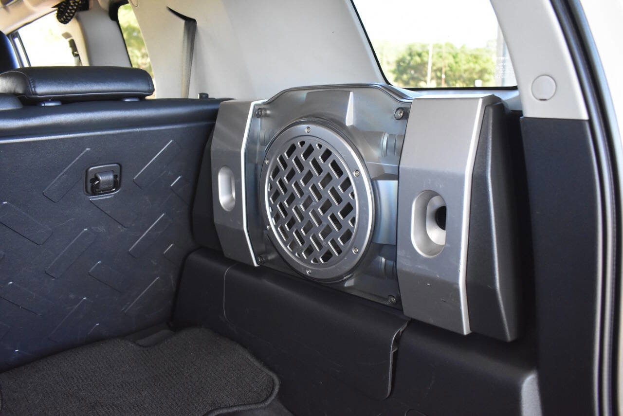 Used 2010 Toyota FJ Cruiser 4WD image 59