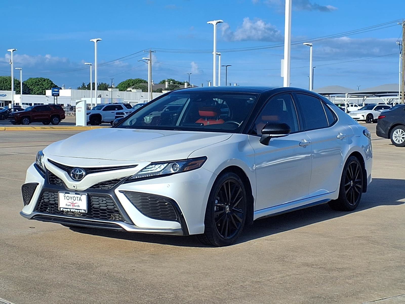 Used 2023 Toyota Camry XSE w/ Navigation Package FWD image 3