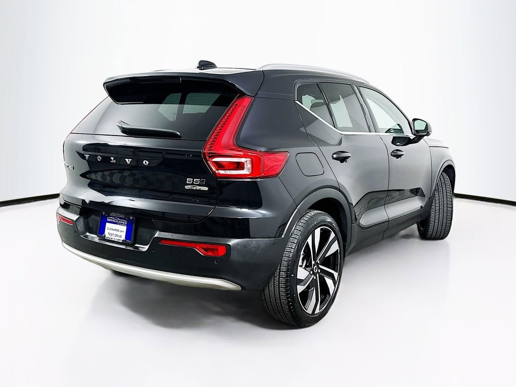 Used 2025 Volvo XC40 B5 Ultra w/ Protection Package AWD/4WD image 7