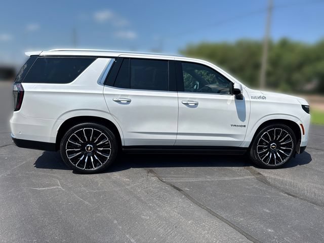 Used 2025 Chevrolet Tahoe High Country AWD/4WD image 6
