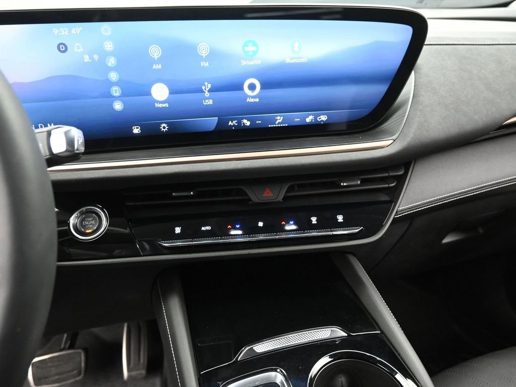 Used 2024 Buick Envision Sport Touring image 16