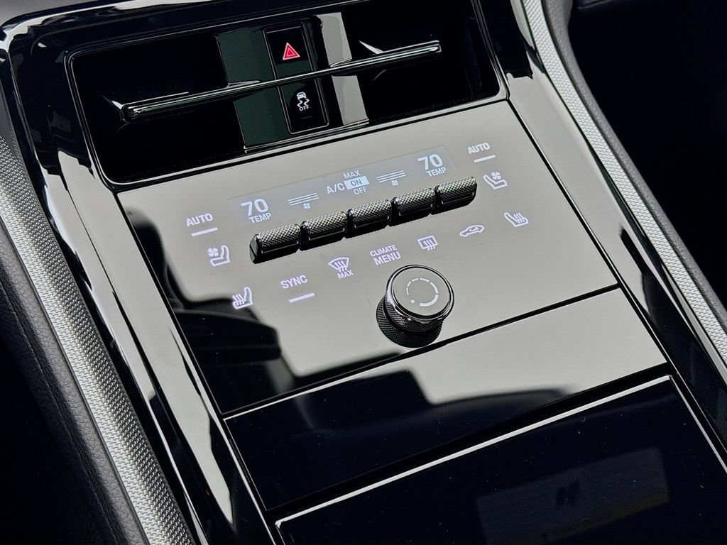 New 2026 Porsche Panamera 4 E-Hybrid AWD/4WD image 22