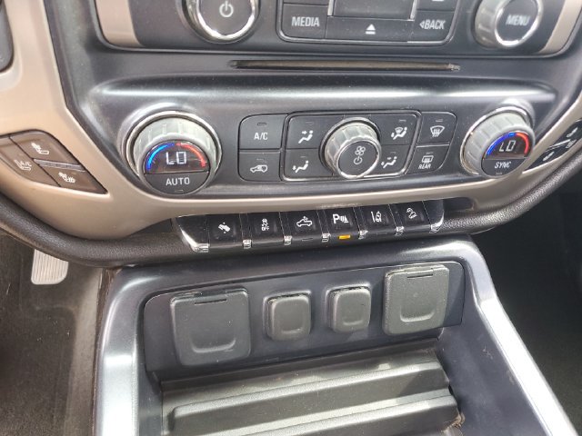 Used 2015 GMC Sierra 2500 Denali AWD/4WD image 19