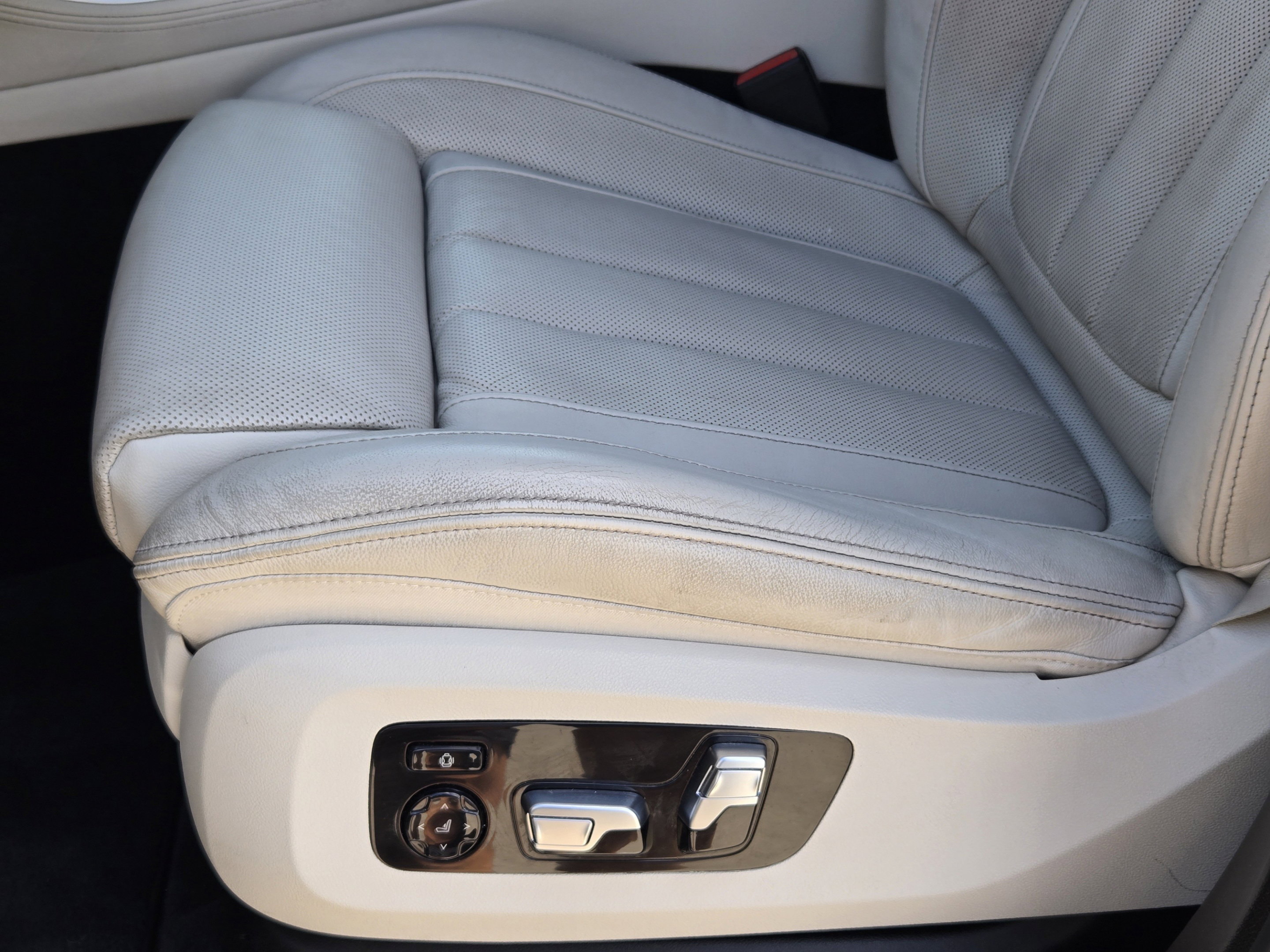 Used 2021 BMW X5 xDrive40i w/ Premium Package AWD/4WD image 19