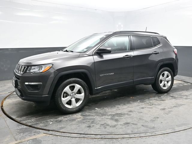 Used 2021 Jeep Compass Latitude AWD/4WD image 3