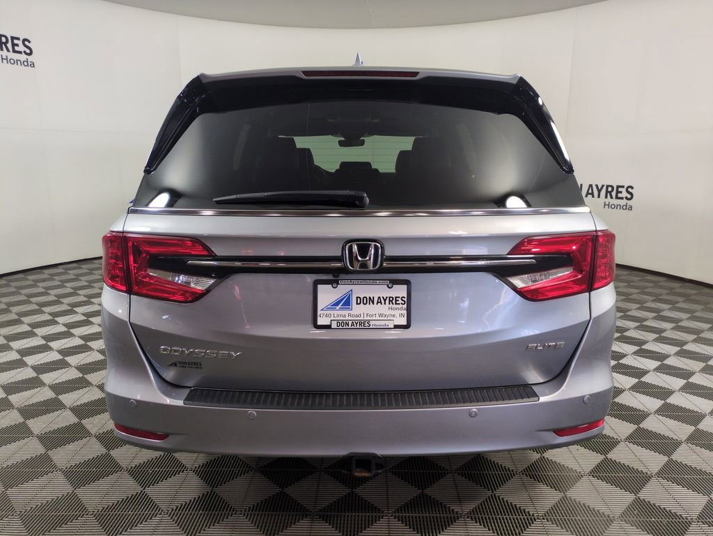 Certified 2024 Honda Odyssey Elite image 5