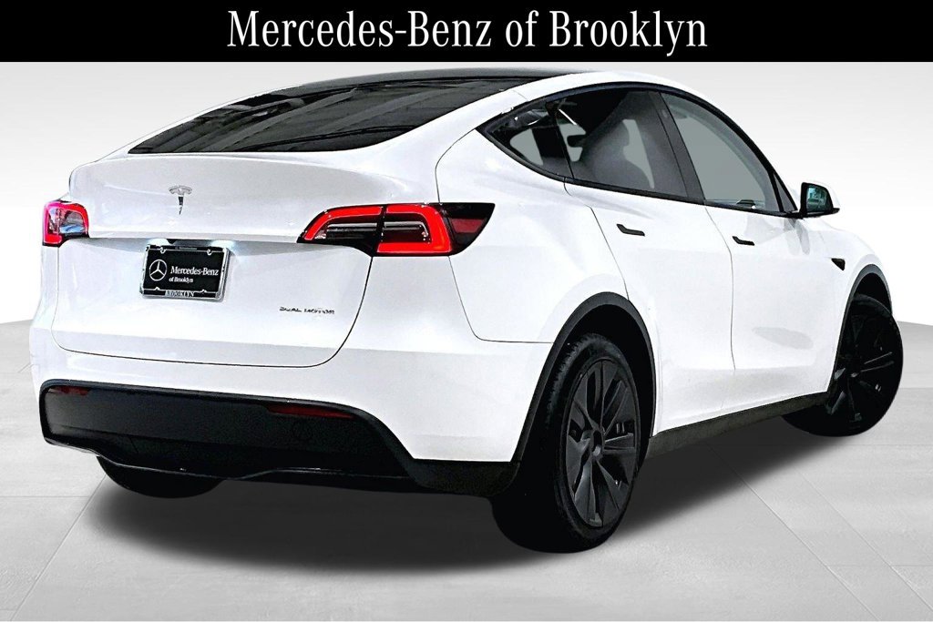 Used 2023 Tesla Model Y Long Range AWD/4WD image 12