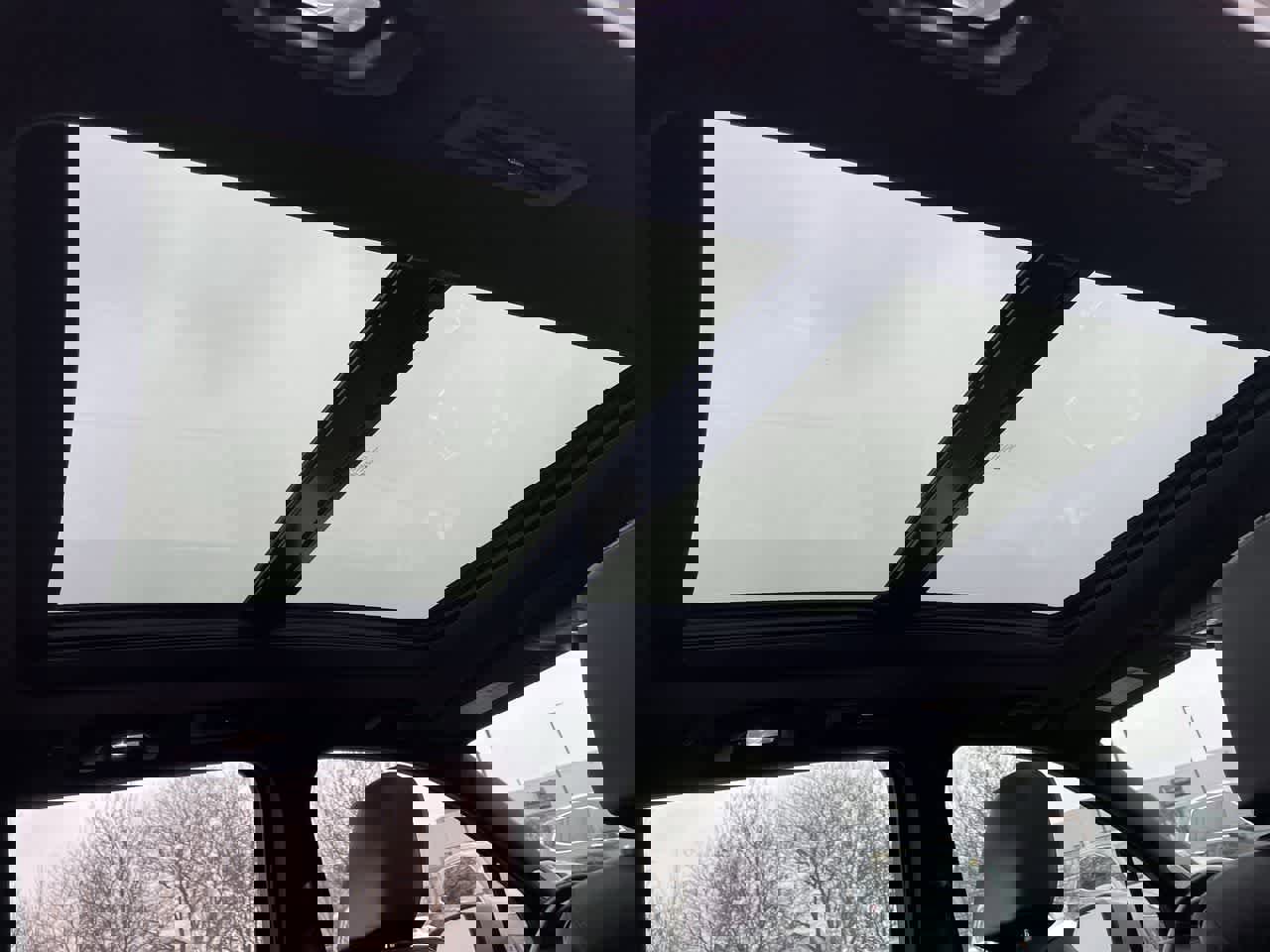 Certified 2023 Cadillac XT6 Sport w/ Technology Package image 22