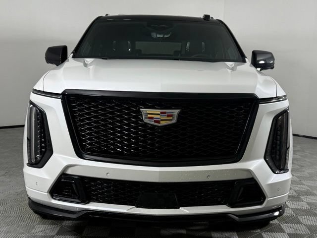 Used 2025 Cadillac Escalade V AWD/4WD image 11