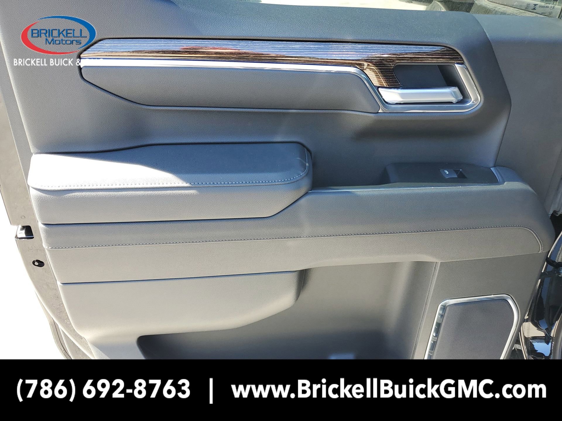 New 2025 GMC Sierra 1500 Elevation w/ Elevation Premium Package image 9