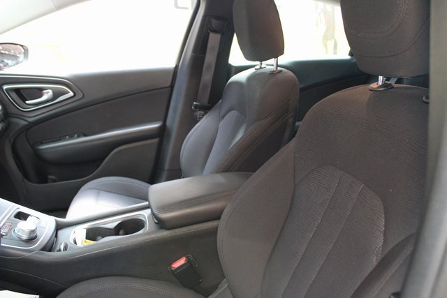 Used 2015 Chrysler 200 LX image 15