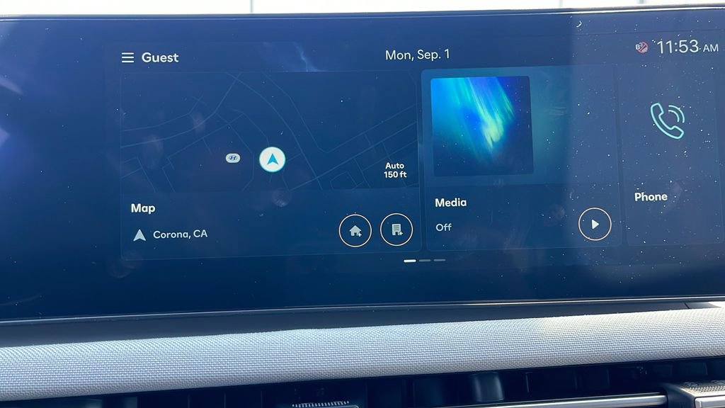 New 2025 Hyundai Tucson Limited image 18
