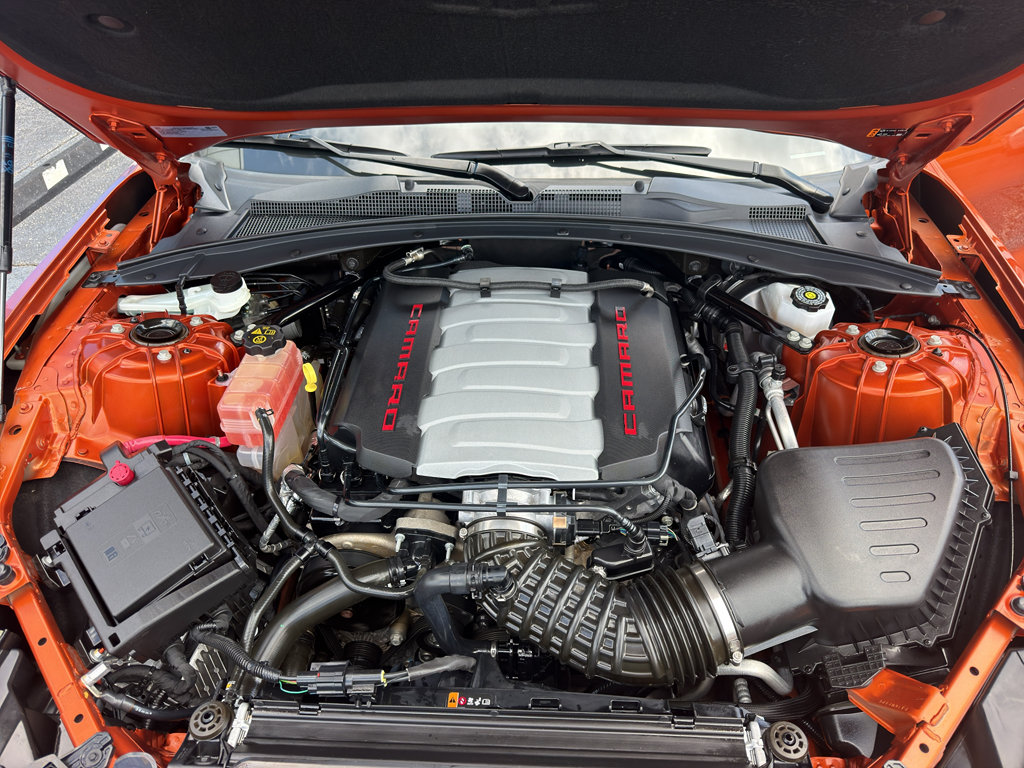 Used 2022 Chevrolet Camaro SS RWD image 7