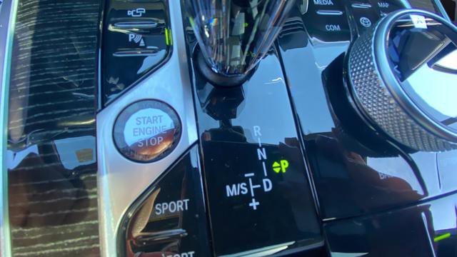 Used 2021 BMW X7 xDrive40i w/ M Sport Package image 30