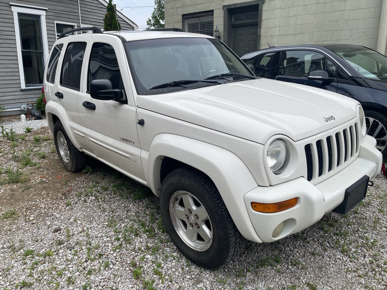 Used 2004 Jeep Liberty Limited AWD/4WD image 12