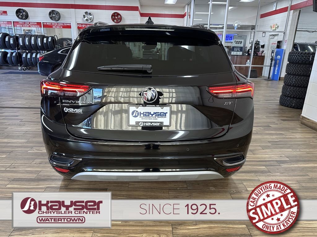 Used 2023 Buick Envision Essence w/ Technology Package I image 4