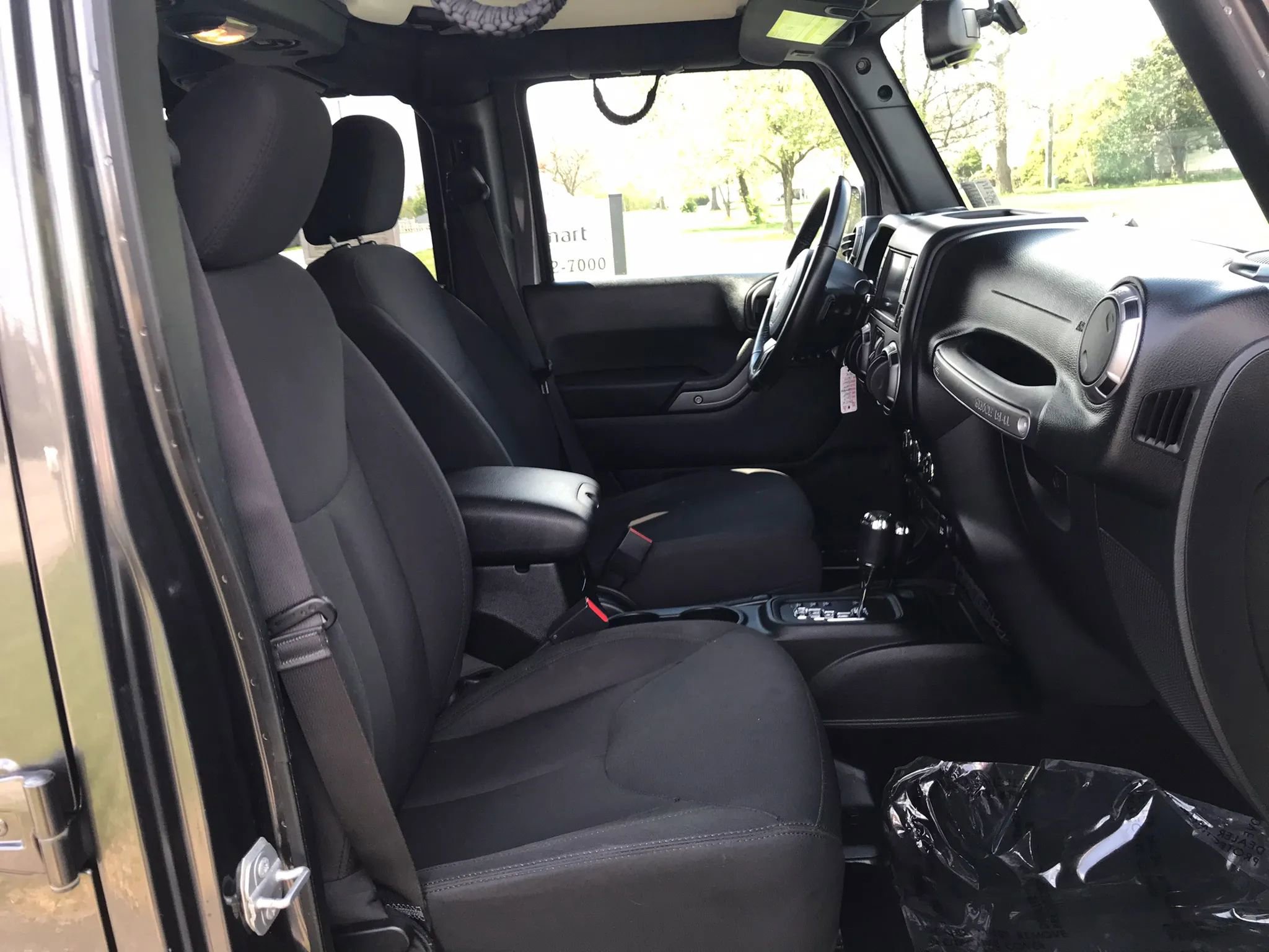 Used 2017 Jeep Wrangler Unlimited Sport w/ Quick Order Package 24S AWD/4WD image 44