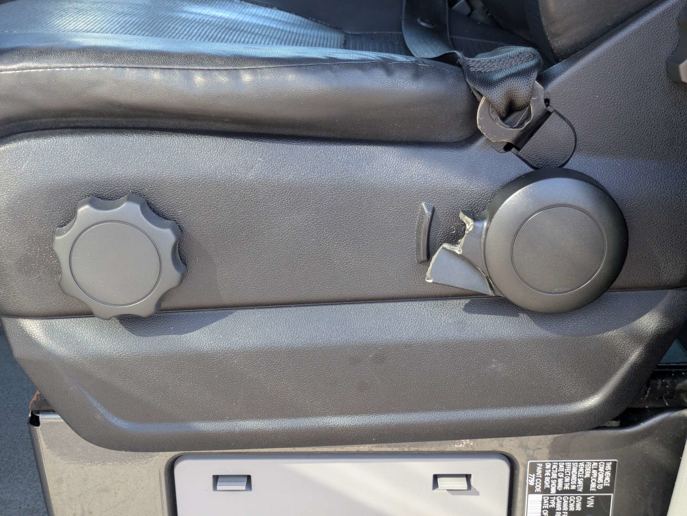 Used 2018 Mercedes-Benz Sprinter 2500 image 21