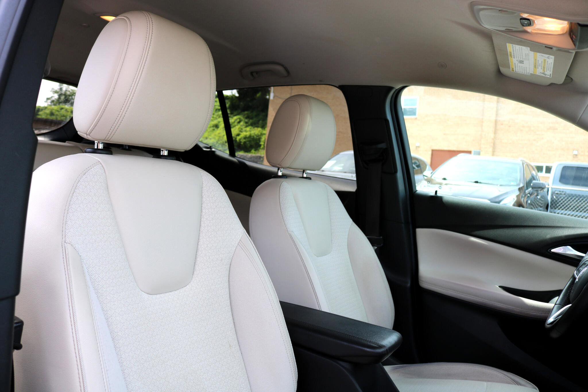 Used 2020 Buick Encore GX Select image 45