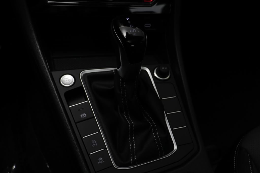 New 2026 Volkswagen Jetta SEL FWD image 13