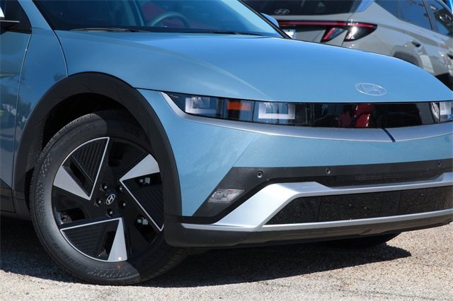 New 2026 Hyundai Ioniq 5 SEL image 2