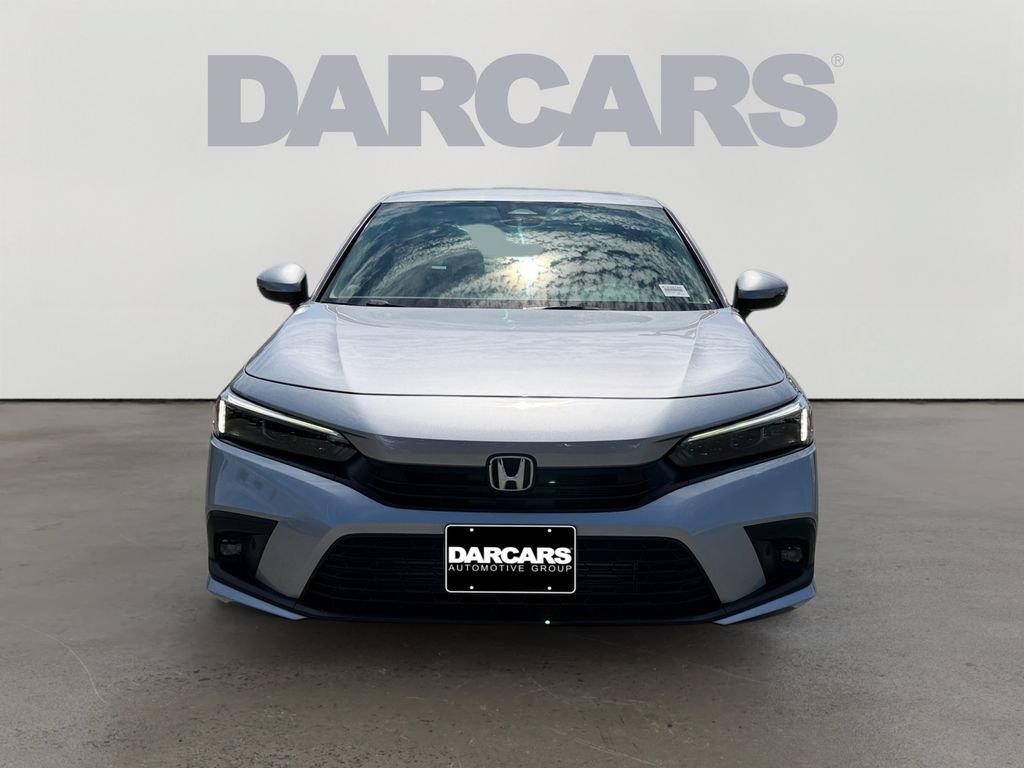 Used 2022 Honda Civic Touring image 2