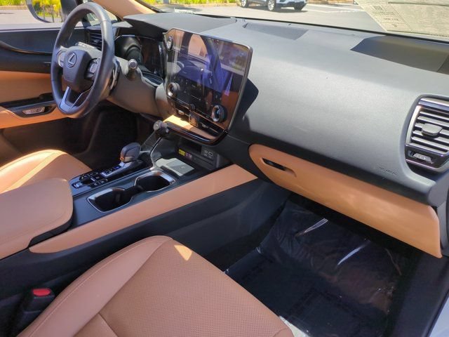 Used 2024 Lexus NX 450h+ AWD w/ Vision Package image 31