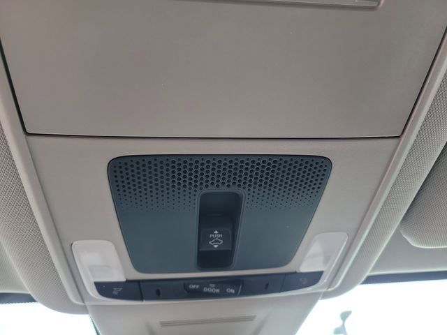 Certified 2025 Honda CR-V EX image 31