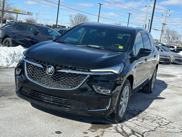 Used 2023 Buick Enclave Avenir w/ Avenir Technology Package image 3