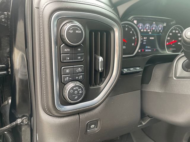 Used 2020 Chevrolet Silverado 1500 High Country w/ Technology Package image 29