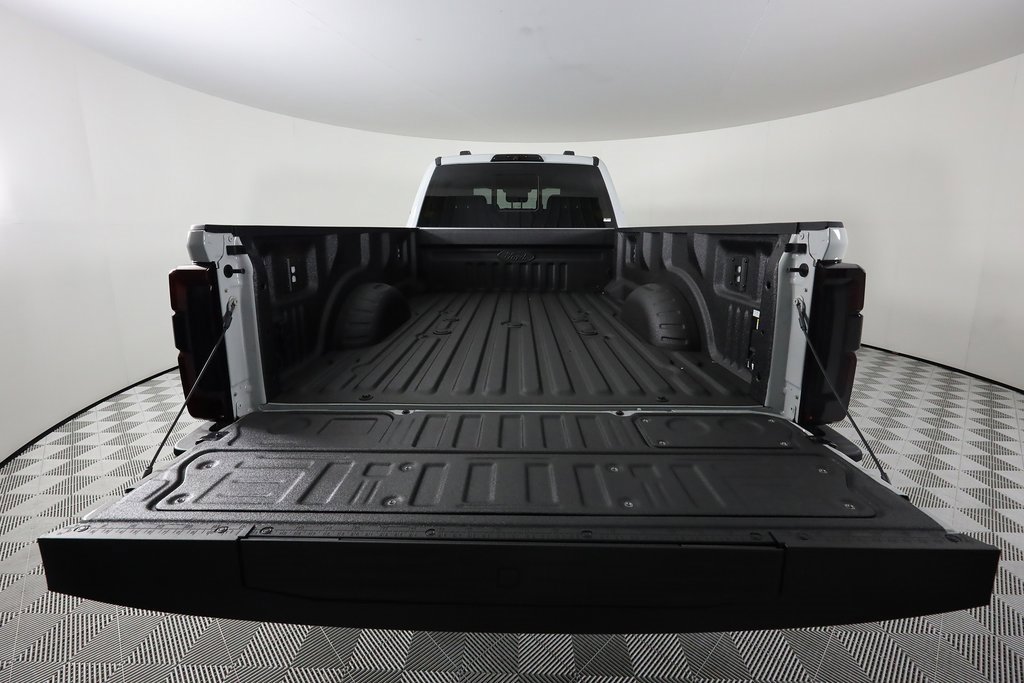 Used 2025 Ford F450 Platinum w/ Platinum Plus Package image 22