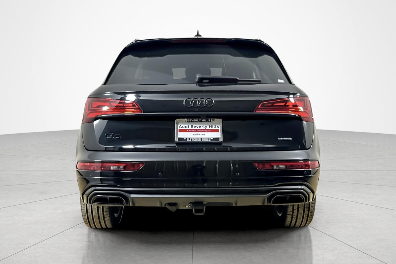 Used 2023 Audi Q5 e Premium Plus w/ Premium Plus Package AWD/4WD image 4