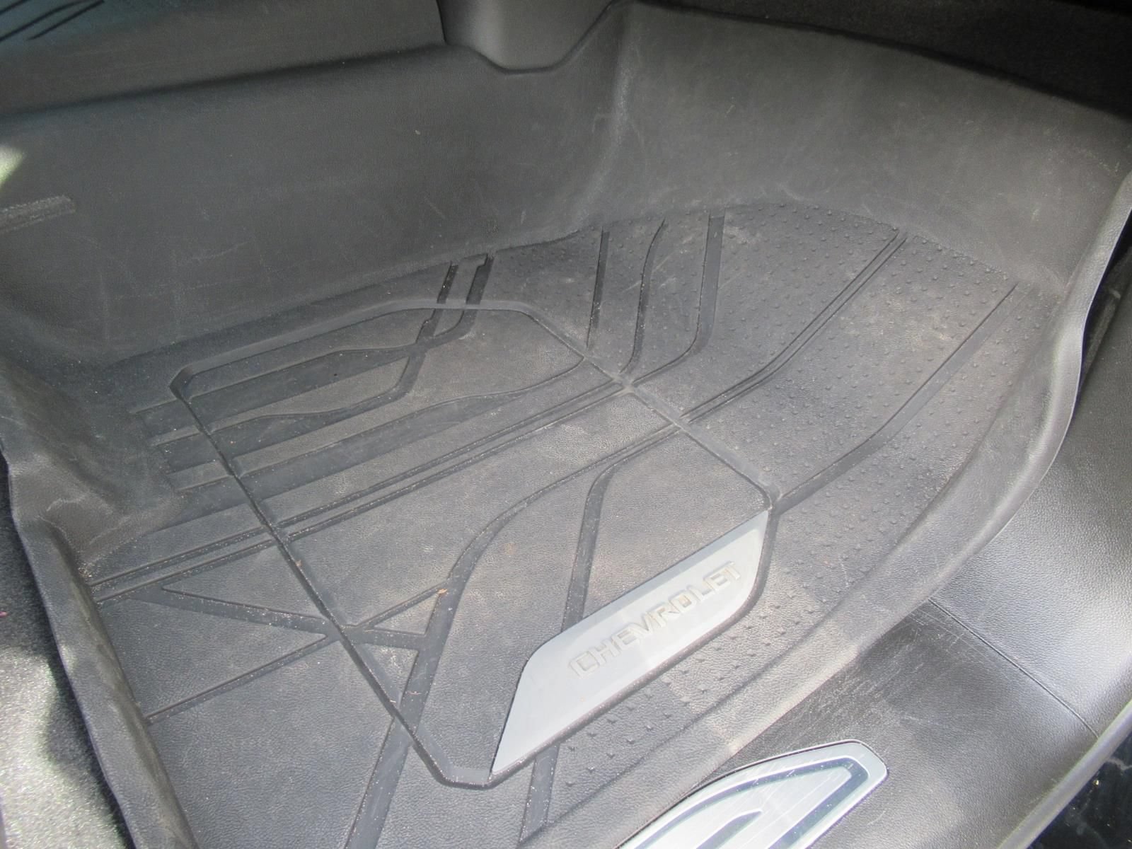 Used 2023 Chevrolet Silverado 1500 RST AWD/4WD image 32