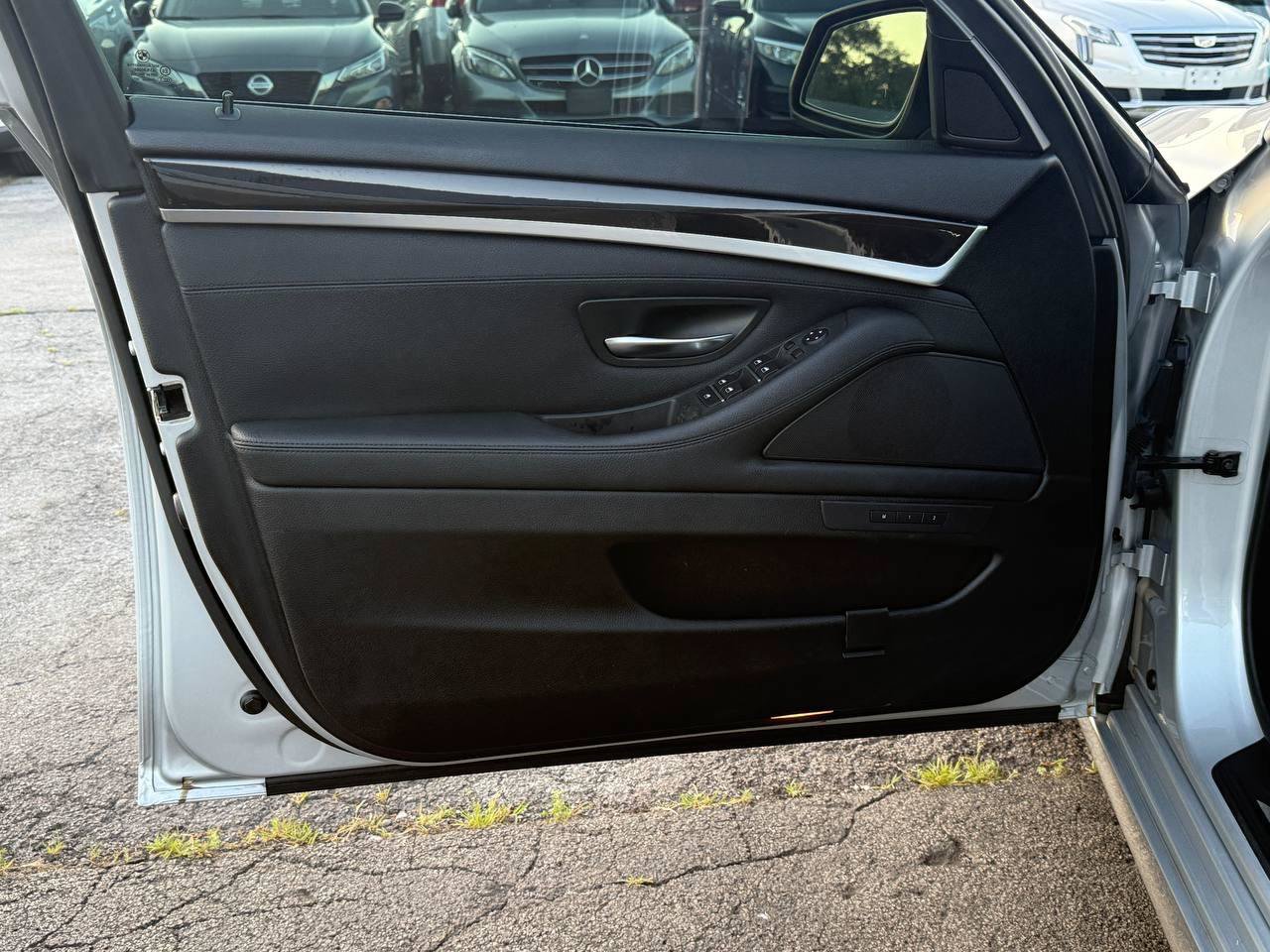 Used 2014 BMW 528i Sedan RWD image 13