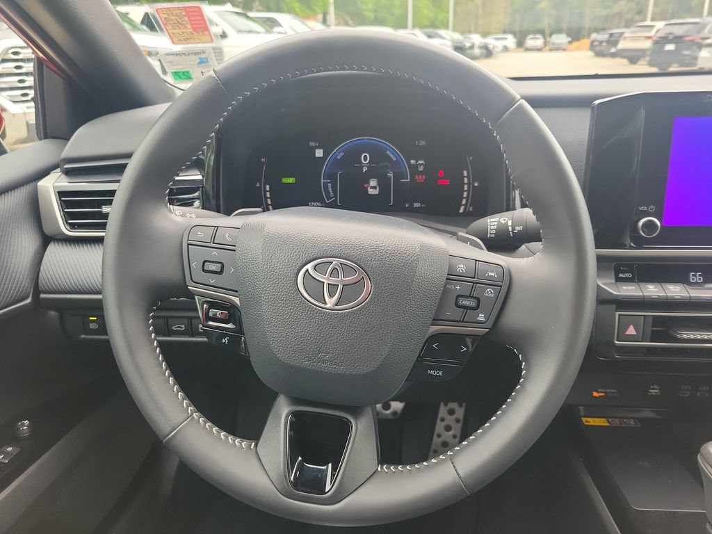 Certified 2025 Toyota Camry SE w/ Convenience Package AWD/4WD image 16