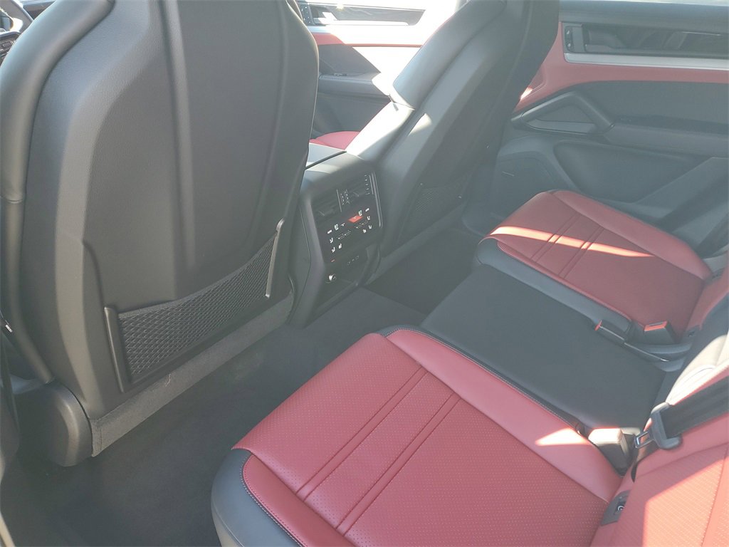 New 2026 Porsche Cayenne E-Hybrid Coupe image 21