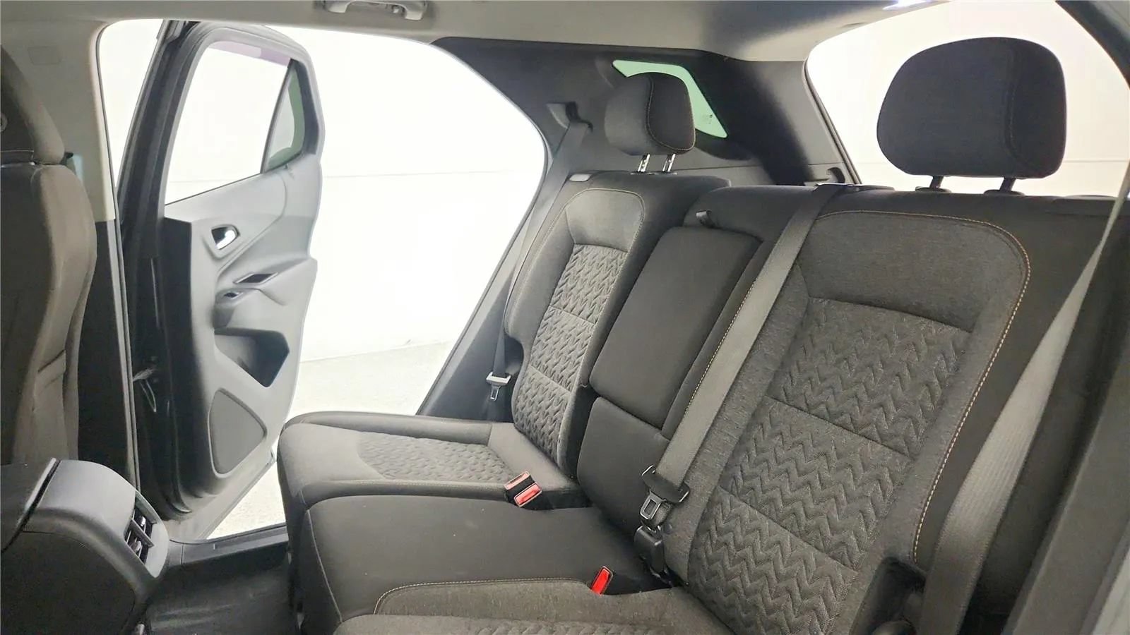 Used 2022 Chevrolet Equinox LT FWD image 23